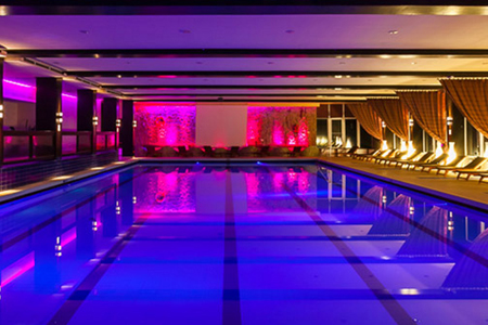 Bar de zi Piscina Alpin