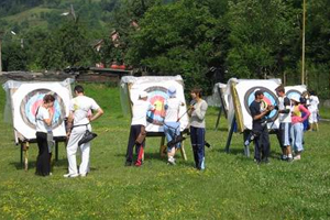 ACTIVITĂȚI OUTDOOR ȘI DE TEAMBUILDING, AIRSOFT, ÎNCHIRIERI ATV & UTV, GOLF, KARTING, PAINTBALL, SNOW BIKE, SNOWMOBILE, SNOW TUBING, TIR CU ARCUL, ZORBING (cu programare telefonica prealabila)