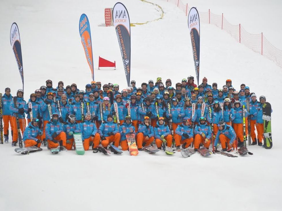 ANA SKI & SNOWBOARD SCHOOL